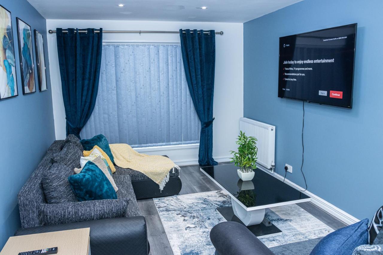 Lush Lodge -Home Away In Telford, For Contractors, Families, Group Of Friends, Long Term Stays מראה חיצוני תמונה